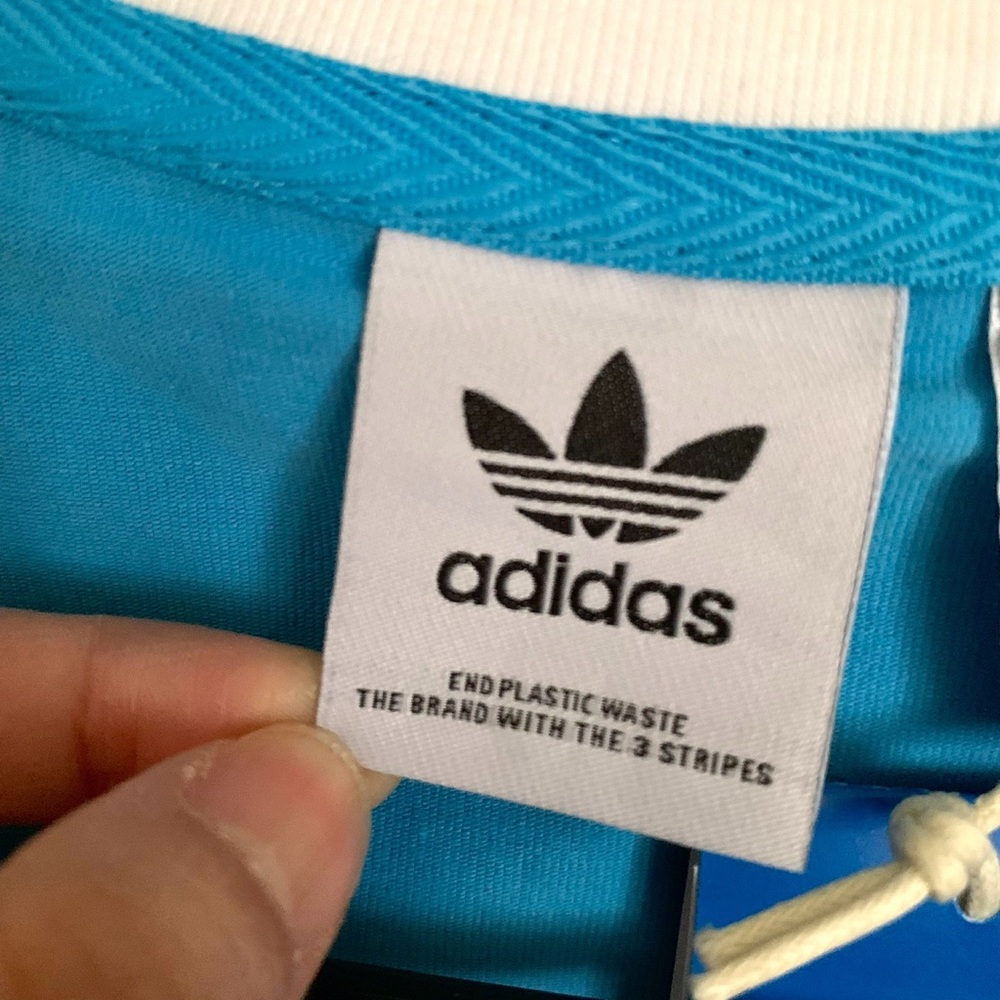 New adidas ADICOLOR CLASSICS CROPPED TEE s small - Picture 6 of 7